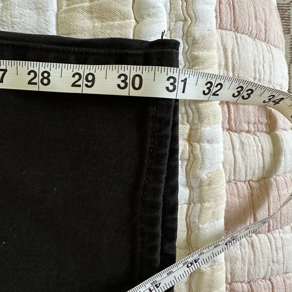Levis Ribcage Jeans - Picture 7 of 7